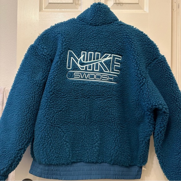 Nike Women's Blue Sportswear Swoosh Plush Jacket - Picture 9 of 10